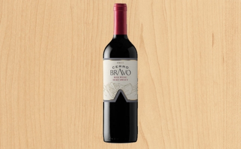 布拉沃山丘半甜紅珍藏佳美娜赤霞珠美樂(lè)干白葡萄酒