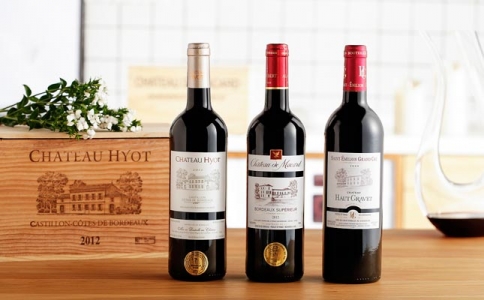 重慶進(jìn)口紅酒批發(fā)市場-品酒老師三招鑒別假葡萄酒